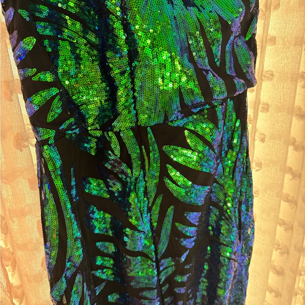 Vibrant Sequin One-Shoulder Dress - Picture 11 of 12